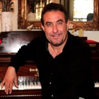 Music: Salvador Padilla
