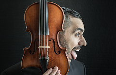 Comedy: Armando Anto