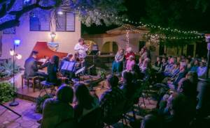 Music: Hamilton de Holanda